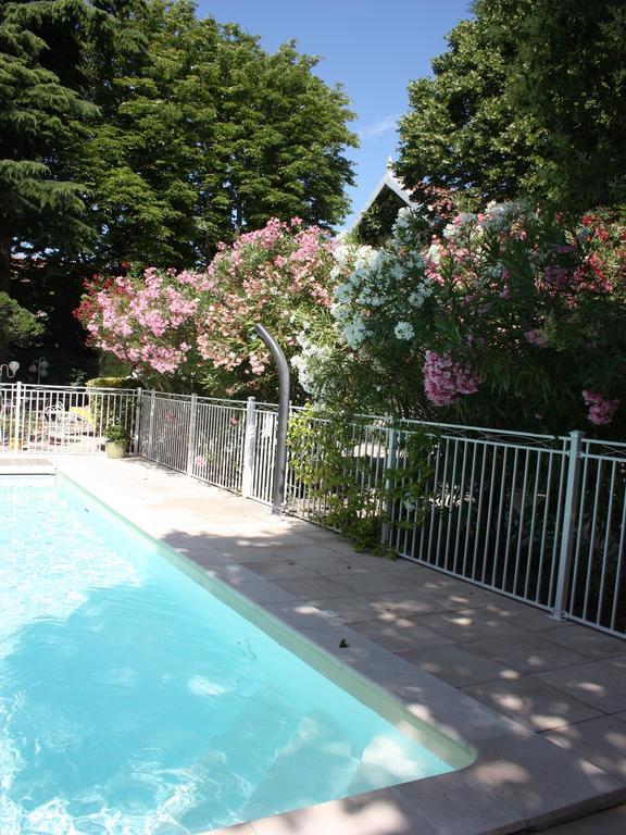 Hotel Le Fleuri Saint-Rémy-de-Provence