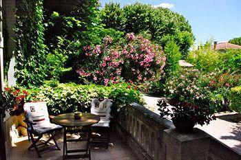 Hotel Le Fleuri Saint-Remy-de-Provence